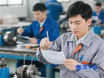悬臂吊车的运行轨道是什么样的？