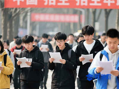 红河县职业高级中学2025年学费多少钱一年